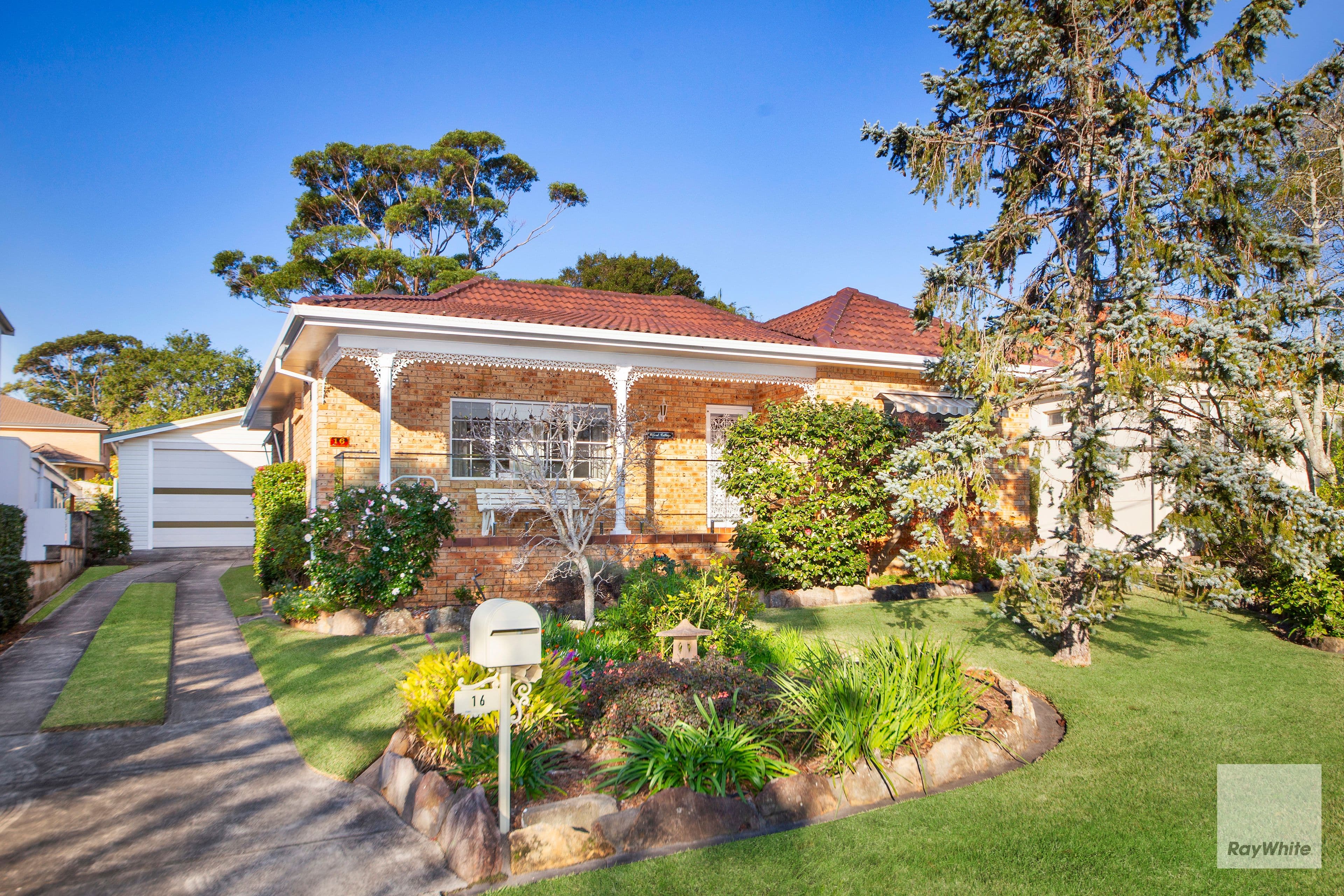 16 Binney Street, Caringbah South NSW 2229, Caringbah South - Image 1