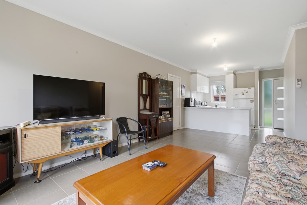 1 / 8 Laurel Street, MORWELL VIC 3840, Morwell - Thumbnail 8
