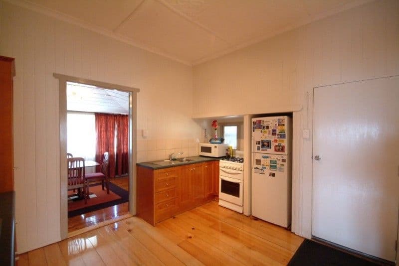 264 Bridge Street, NEWTOWN QLD 4350, Newtown - Thumbnail 3