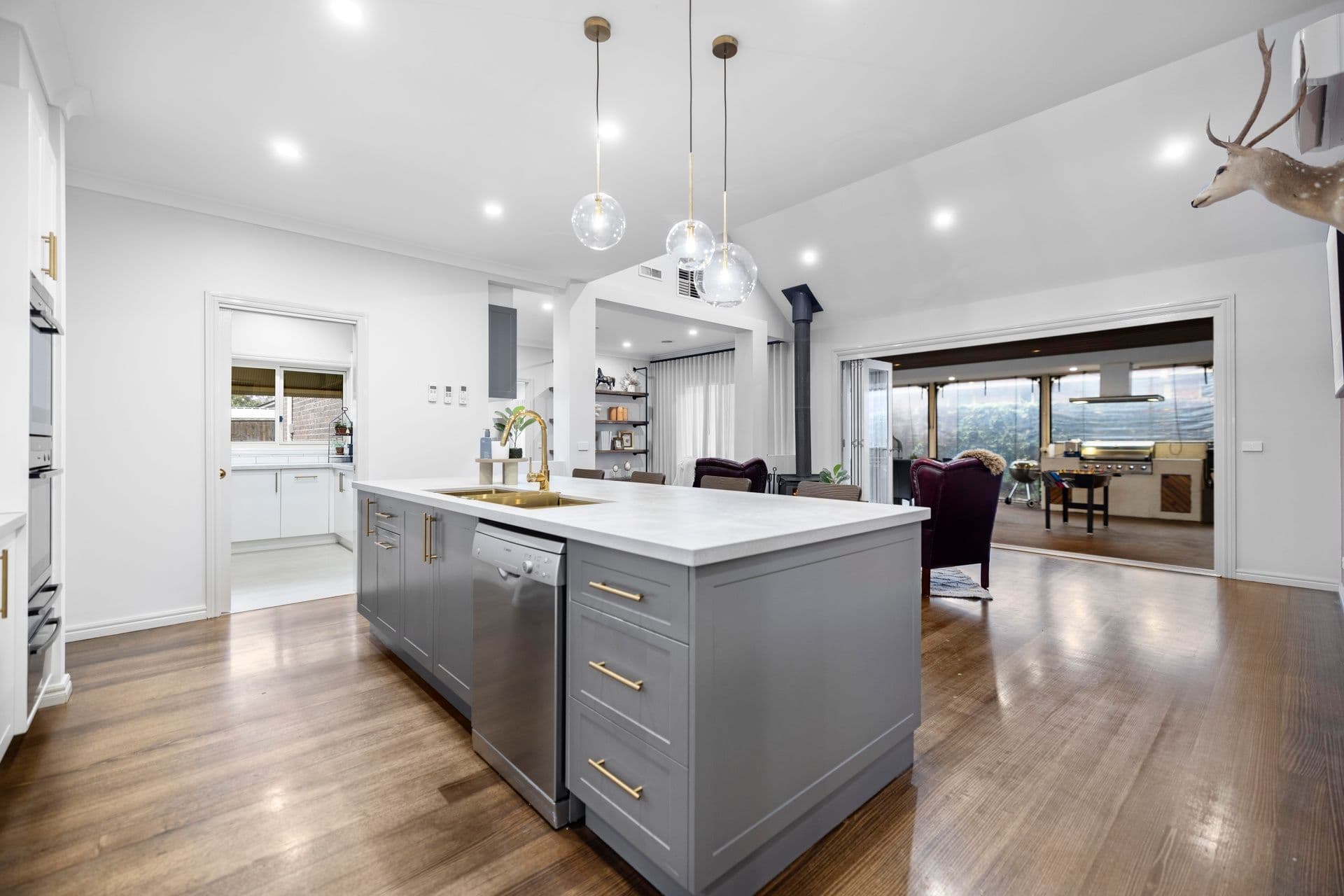 33 Mccubbin Way, Berwick VIC 3806, Berwick - Thumbnail 7