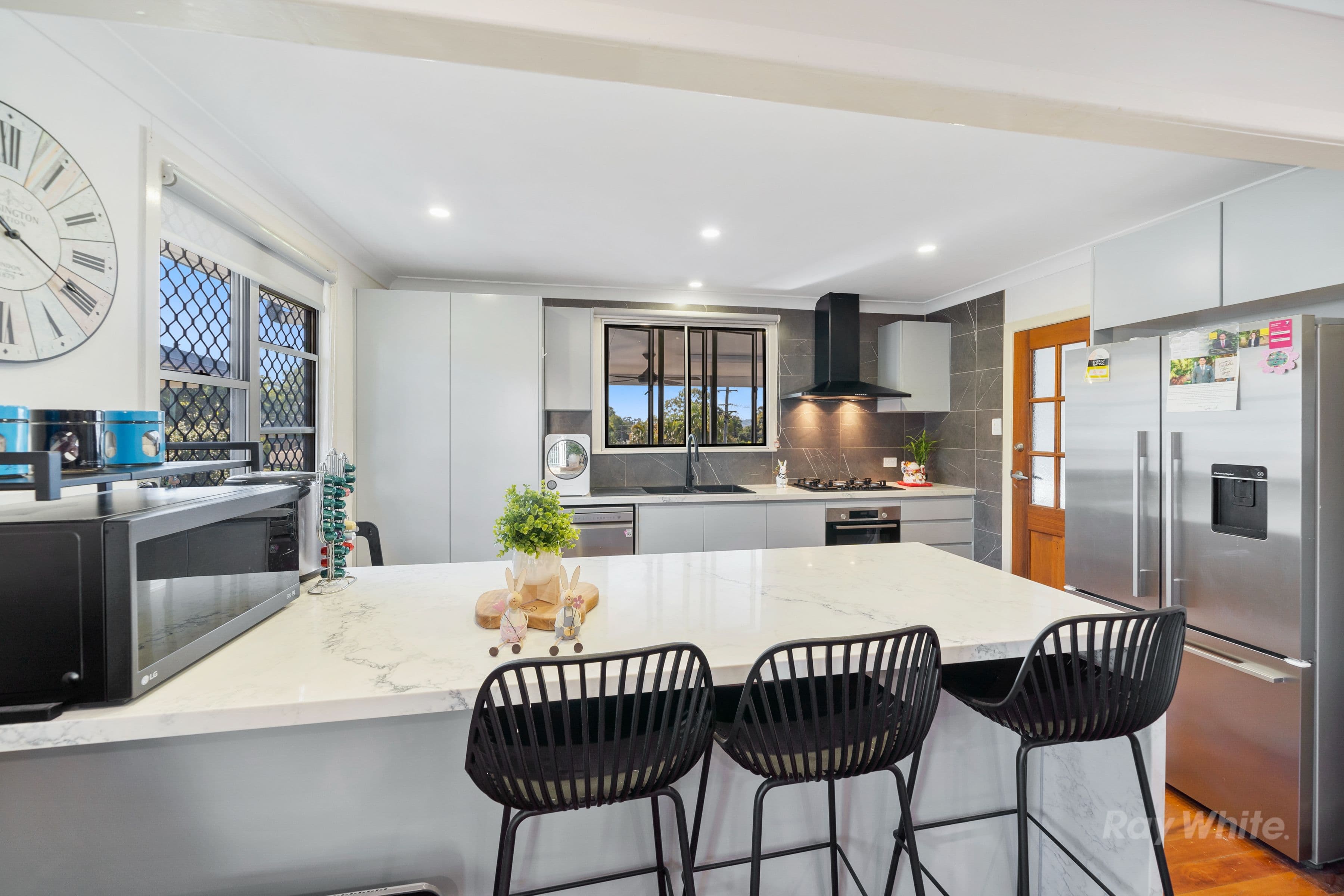 65 Gatton Street, Mount Gravatt East QLD 4122, Mount Gravatt East - Thumbnail 4