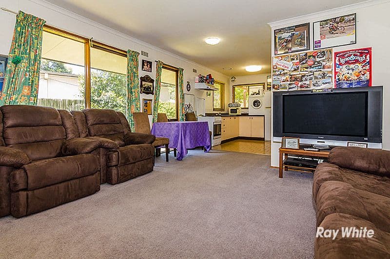 37 Roberts Road, Cranbourne VIC 3977, Cranbourne - Thumbnail 4