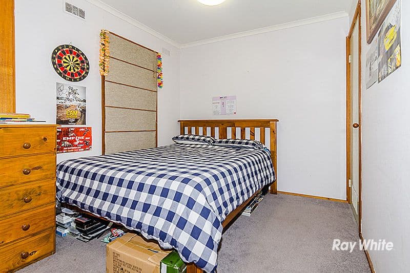 37 Roberts Road, Cranbourne VIC 3977, Cranbourne - Thumbnail 5