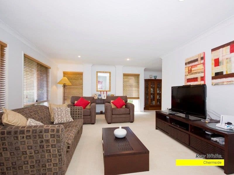 10 Coolabah Crescent, BRIDGEMAN DOWNS QLD 4035, Bridgeman Downs - Thumbnail 3