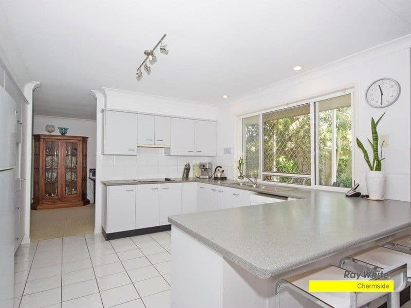 10 Coolabah Crescent, BRIDGEMAN DOWNS QLD 4035, Bridgeman Downs - Thumbnail 4