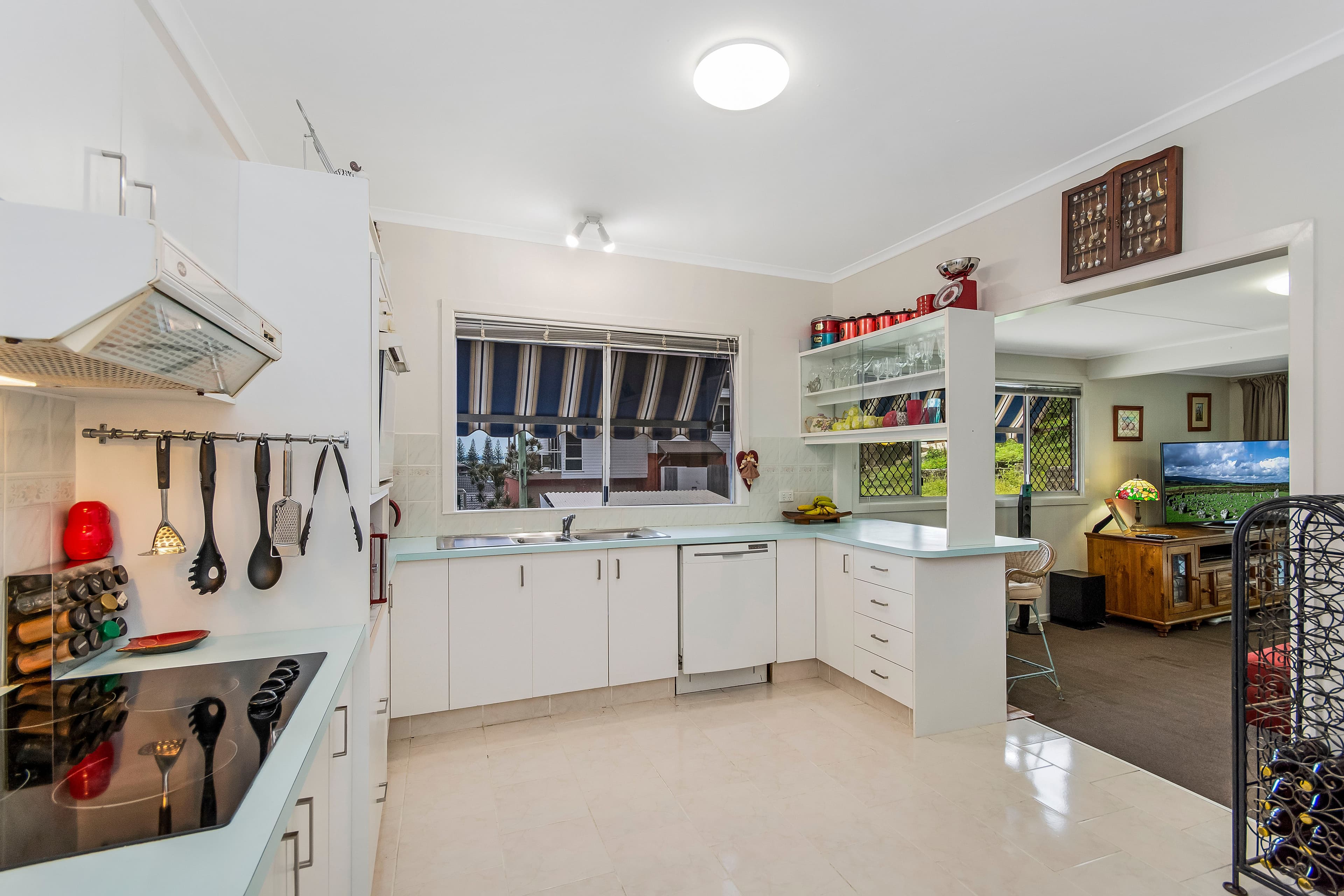 42 Yamba Street, Yamba - Thumbnail 2