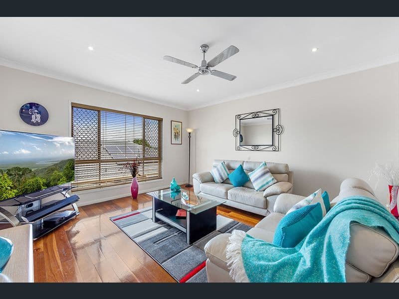 5 Crown Place, Carindale QLD 4152, Carindale - Thumbnail 2