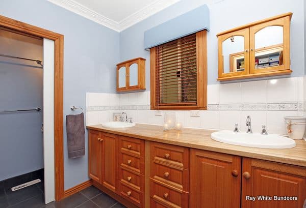 67 St Vigeons Road, RESERVOIR VIC 3073, Reservoir - Thumbnail 8