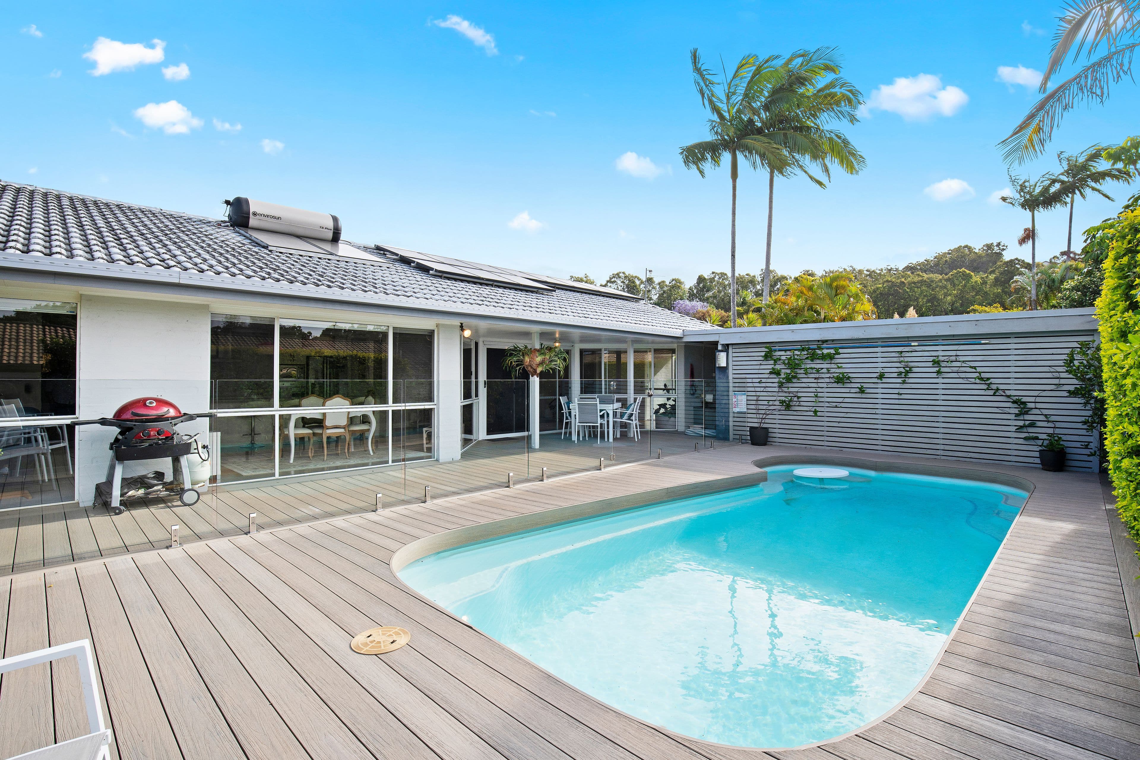 4 Bradstone Road, Carrara QLD 4211, Carrara - Image 1