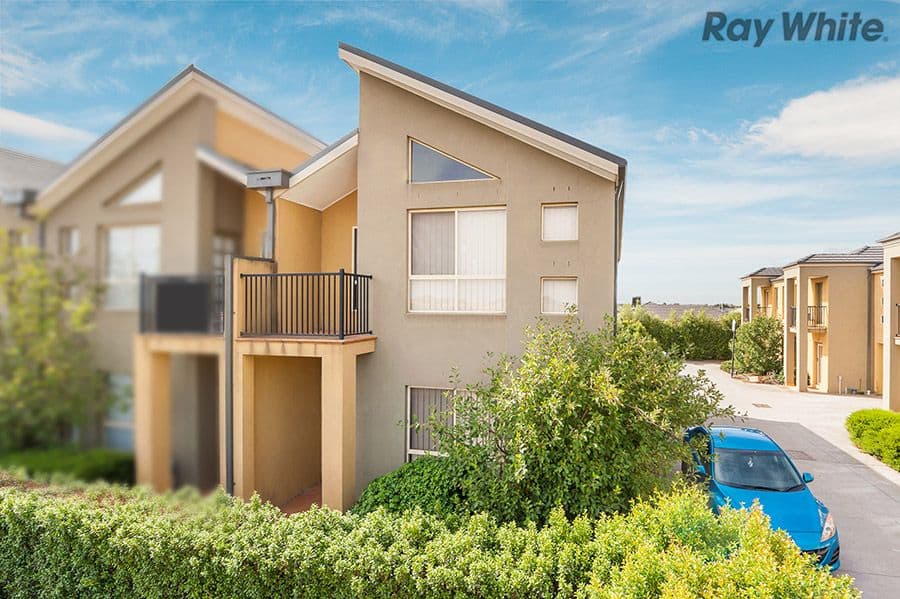 7 Lorraine Court, Hillside VIC 3037, Hillside - Image 1