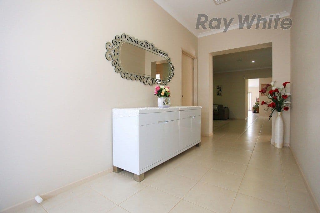 13 Paradise Parade, POINT COOK VIC 3030, Point Cook - Thumbnail 5