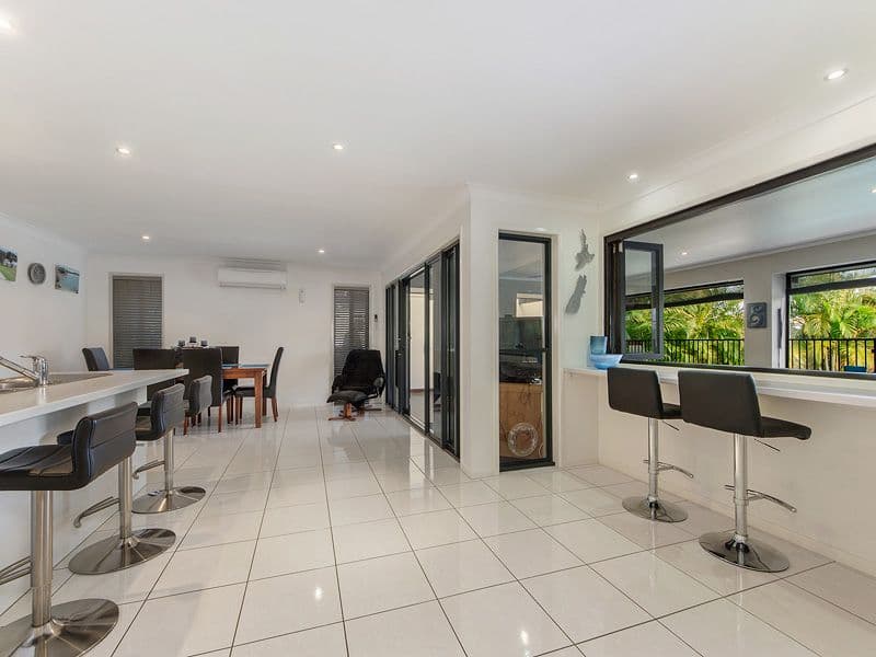 64 Regatta Avenue, Oxenford QLD 4210, Oxenford - Thumbnail 6