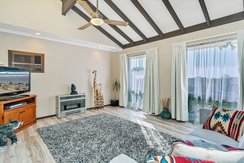 7 Minnipa Drive, Hallett Cove SA 5158, Hallett Cove - Thumbnail 3