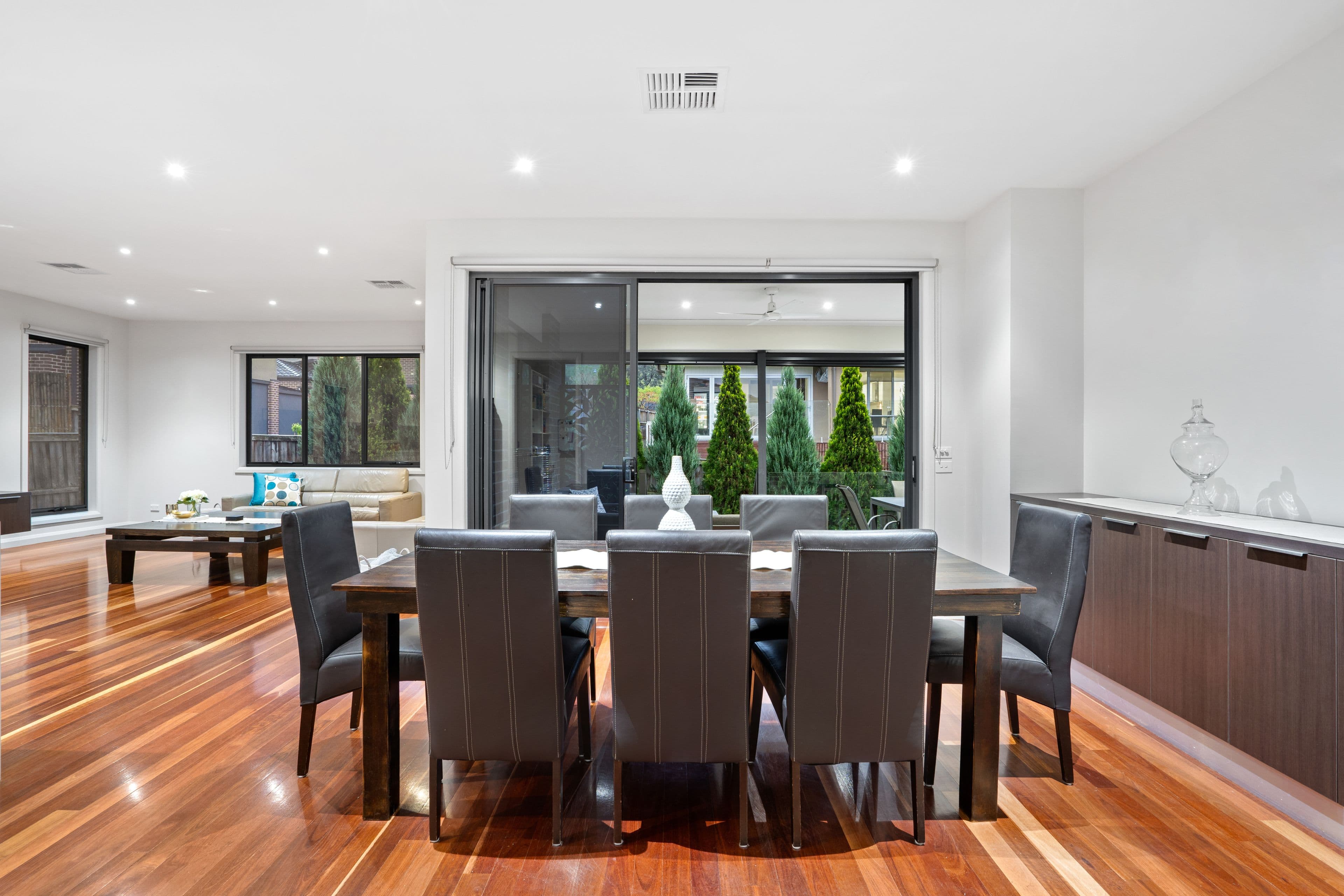 3 Vanderbilt Avenue, South Morang VIC 3752, South Morang - Thumbnail 5