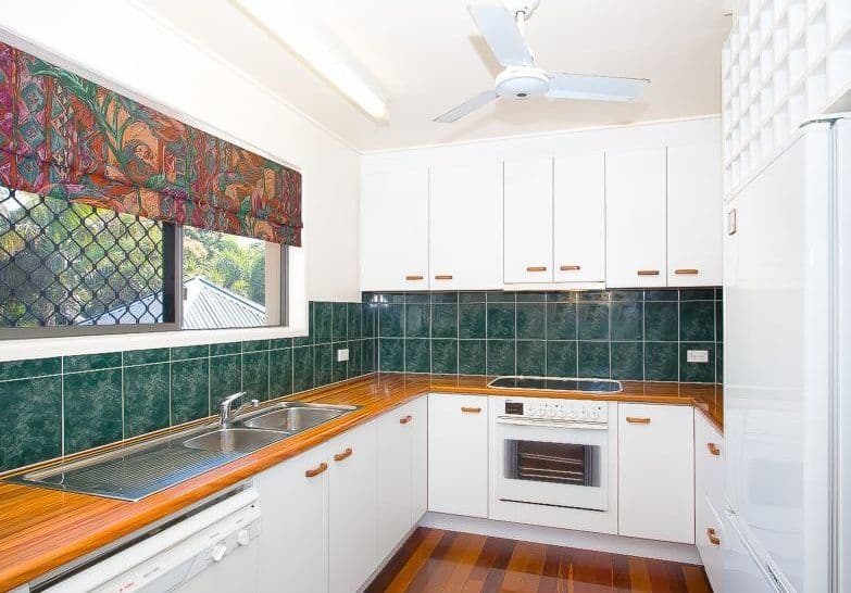 13 Kangaroo Avenue, BONGAREE QLD 4507, Bongaree - Thumbnail 2