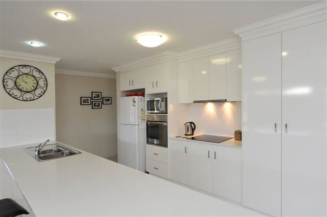 60 Parkridge Drive, WITHCOTT QLD 4352, Withcott - Thumbnail 4