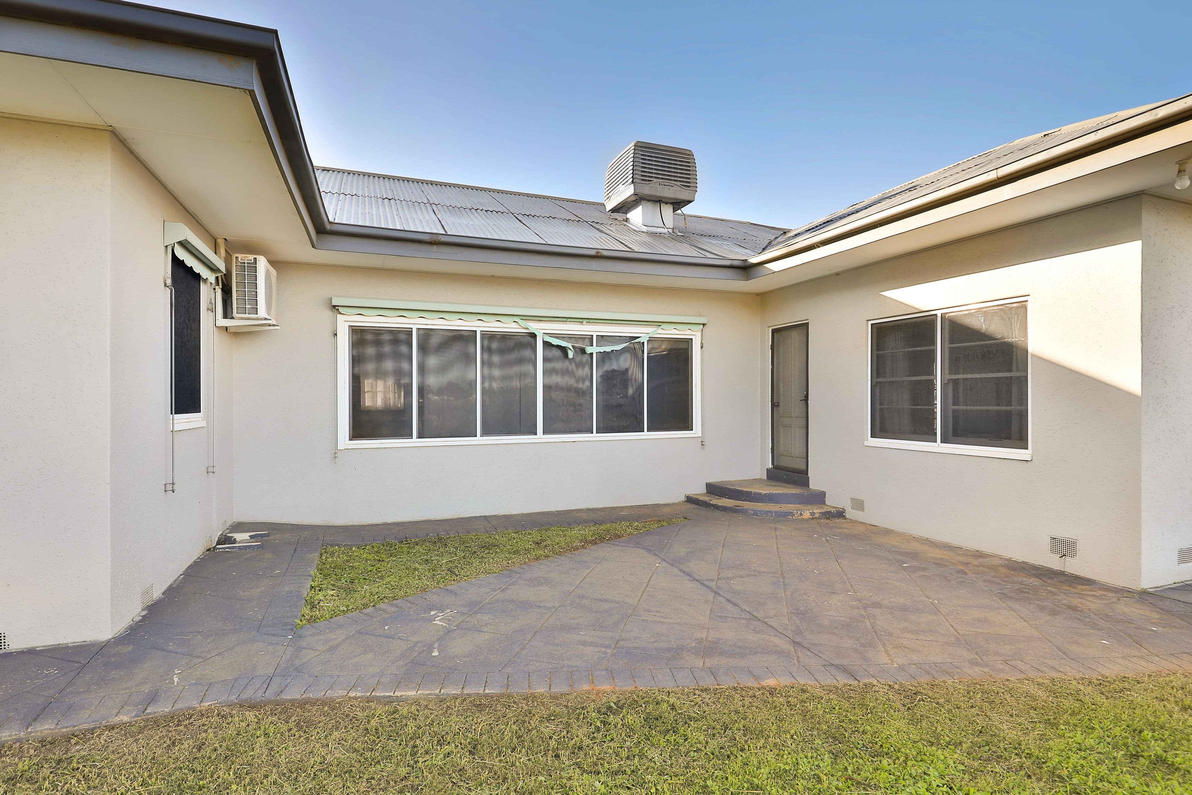 17 Ovens Avenue, Red Cliffs VIC 3496, Red Cliffs - Thumbnail 2