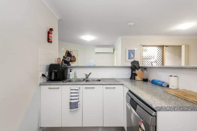 30 Fleet Drive, Kippa-Ring - Thumbnail 8
