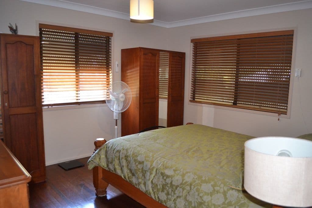 147 Matthew Flinders Drive, COOEE BAY QLD 4703, Cooee Bay - Thumbnail 5