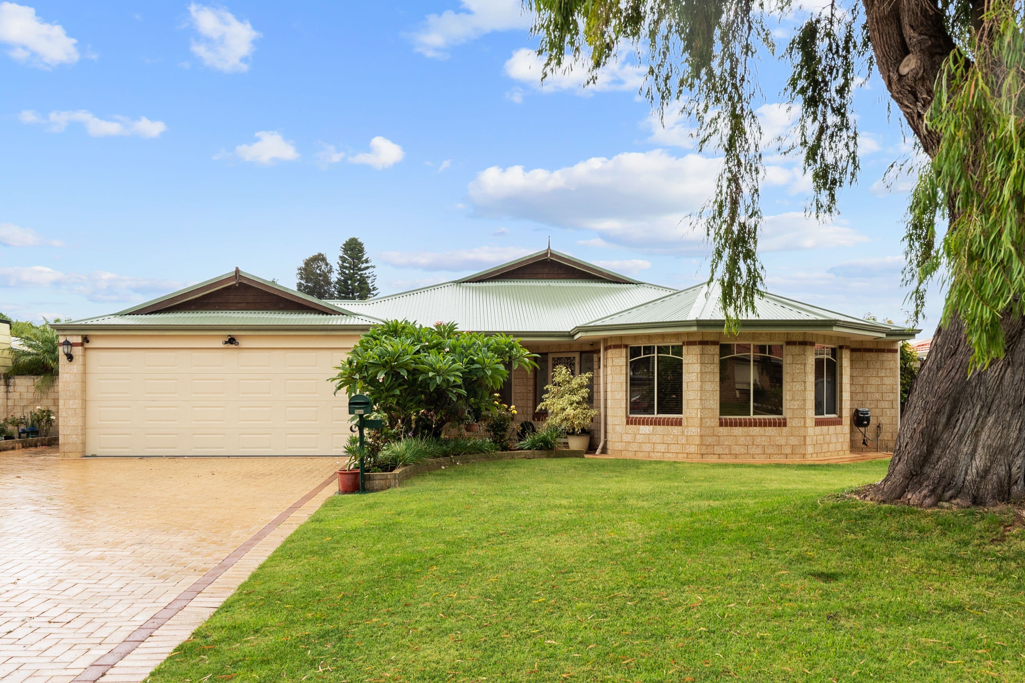 15 Leeuwin Parade, Rockingham WA 6168, Rockingham - Image 1