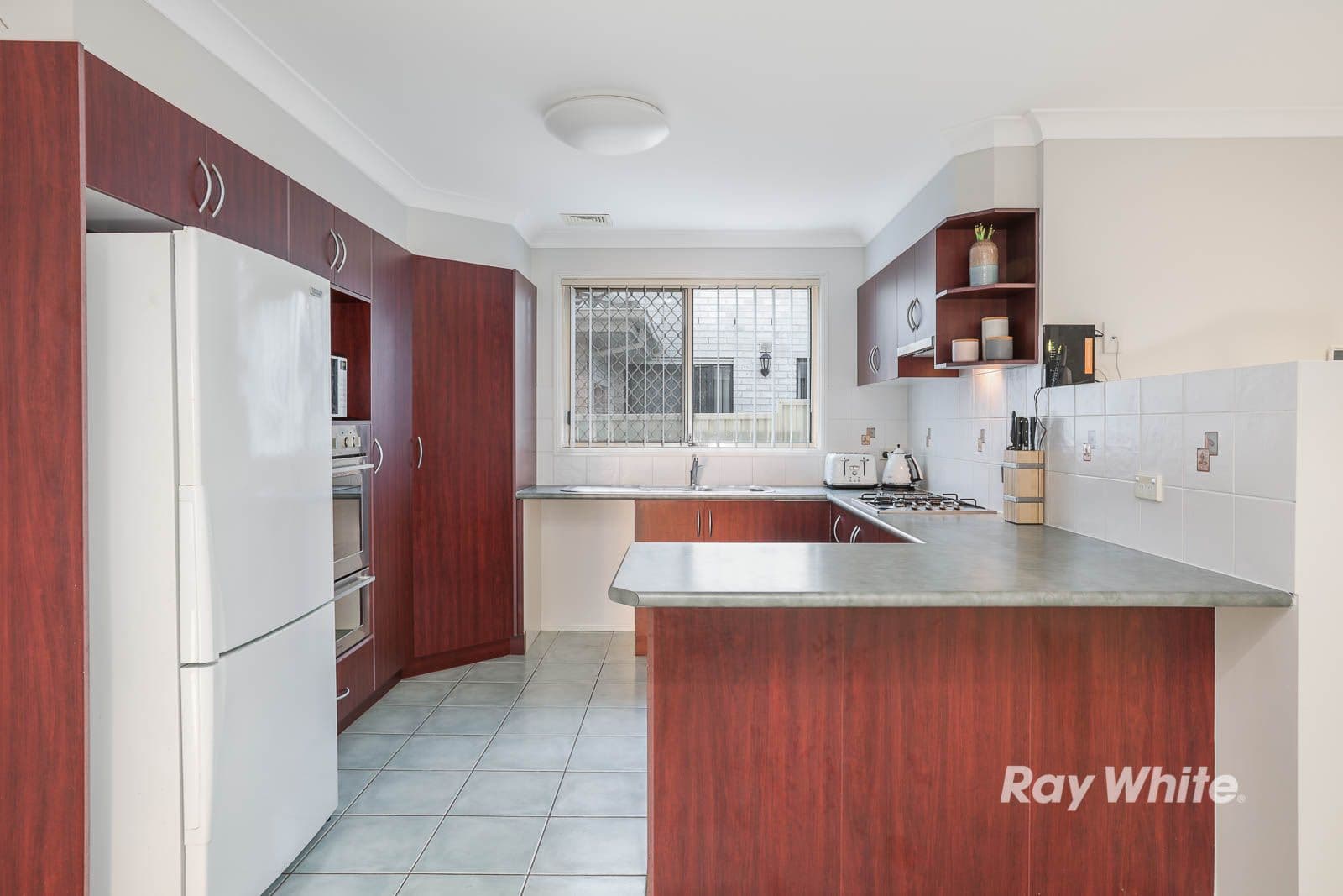 19 Wolseley Road, McGraths Hill - Thumbnail 3