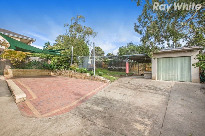 19 Thoona Grove, Greensborough VIC 3088, Greensborough - Thumbnail 8