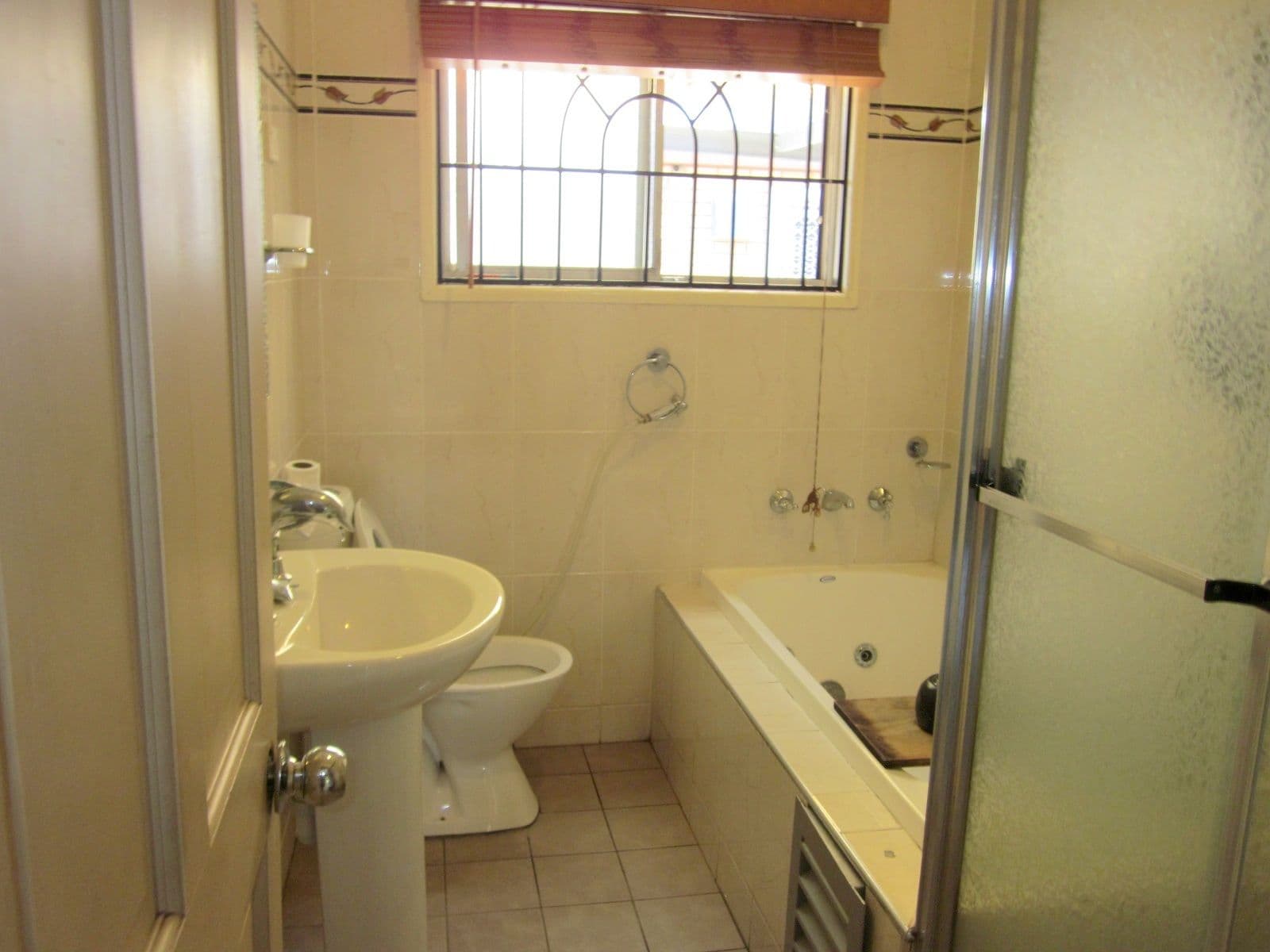 5 STAFFORD Street, GRANVILLE NSW 2142, South Granville - Thumbnail 4