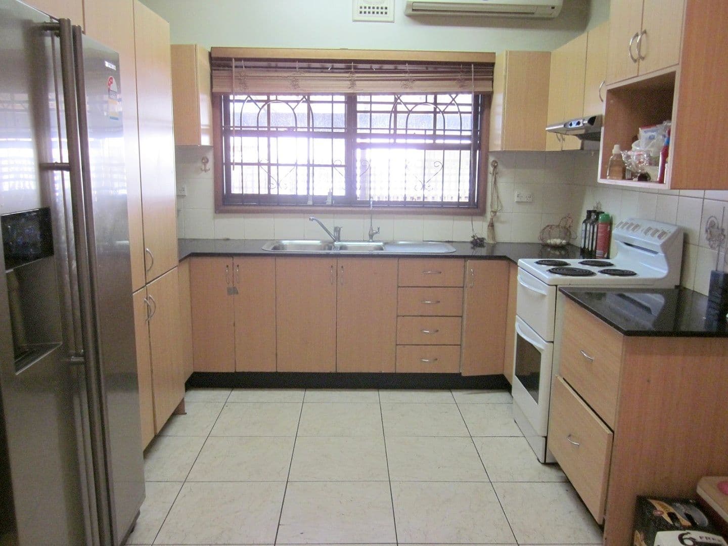 5 STAFFORD Street, GRANVILLE NSW 2142, South Granville - Thumbnail 5