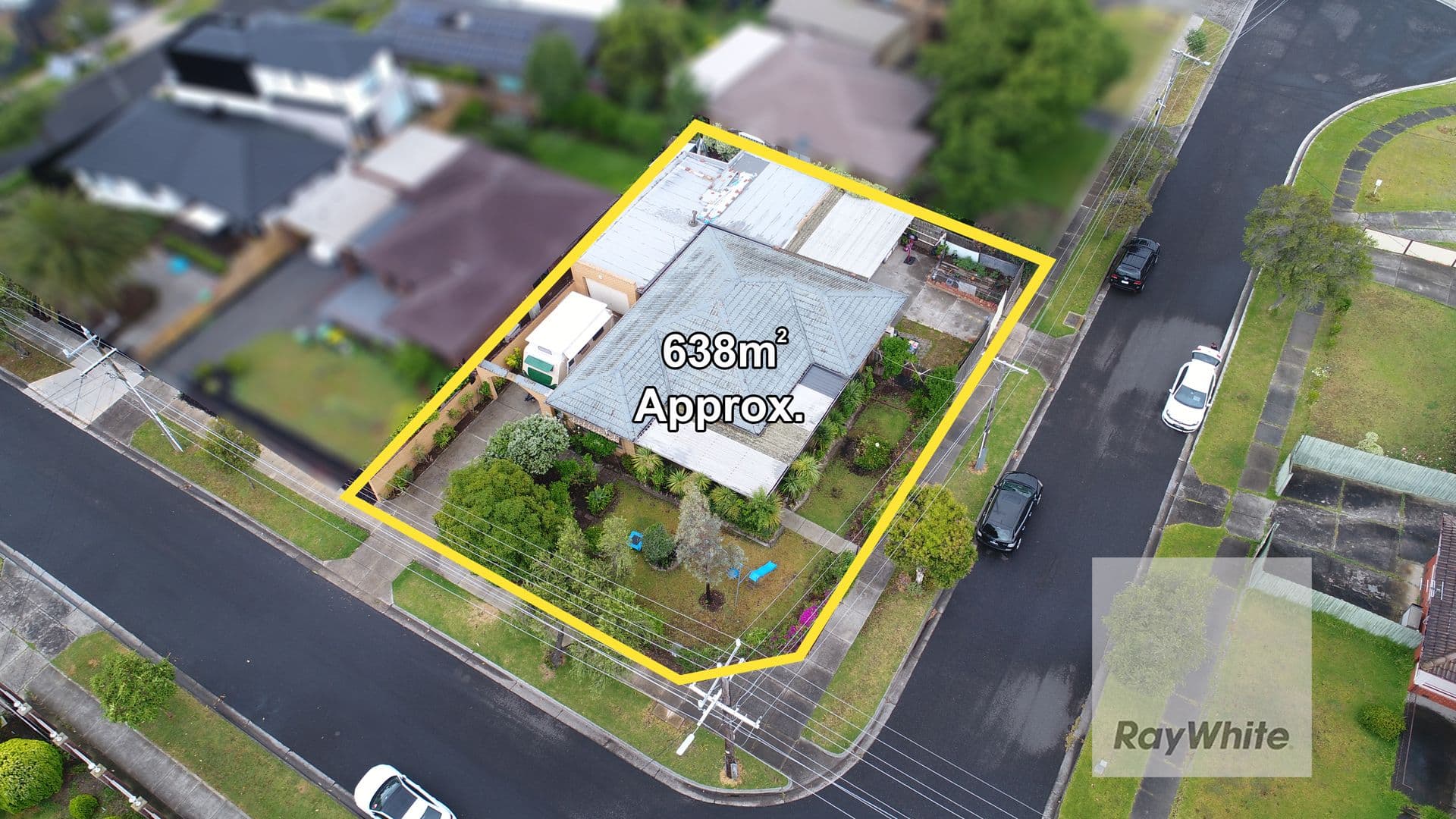 13 Windermere Crescent, Gladstone Park VIC 3043, Gladstone Park - Thumbnail 4