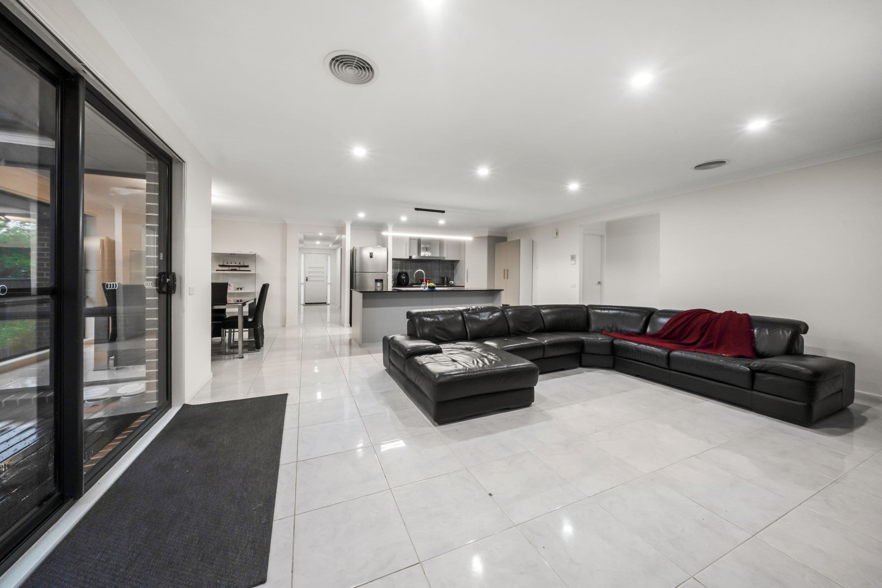 19 Walter Crocker Crescent, Casey ACT 2913, Casey - Thumbnail 3