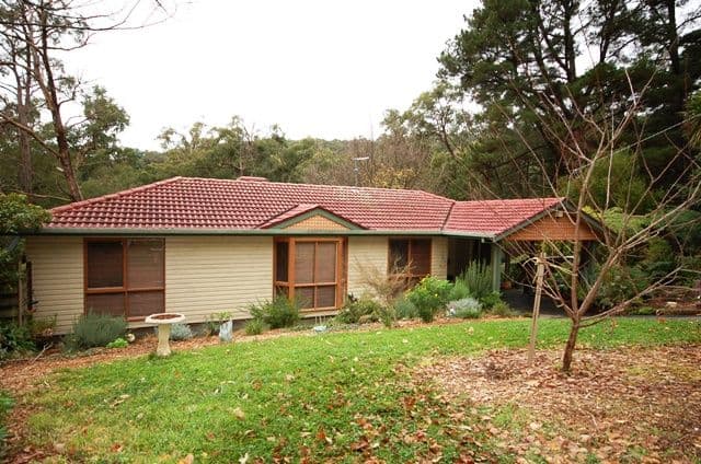 8 Sycamore Grove, Mount Evelyn VIC 3796, Mount Evelyn - Image 1