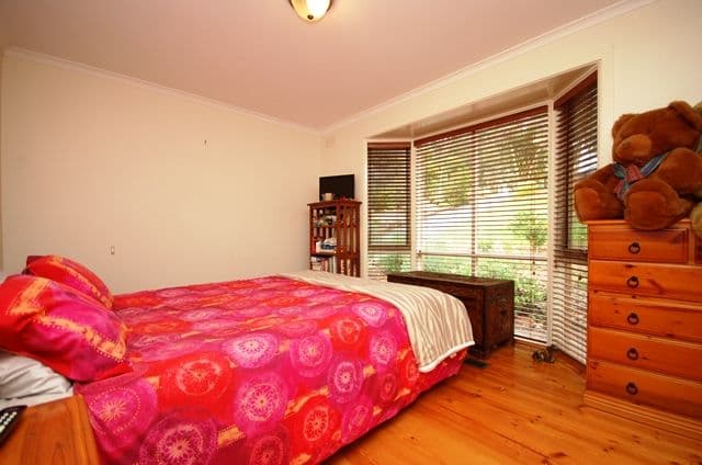 8 Sycamore Grove, Mount Evelyn VIC 3796, Mount Evelyn - Thumbnail 5