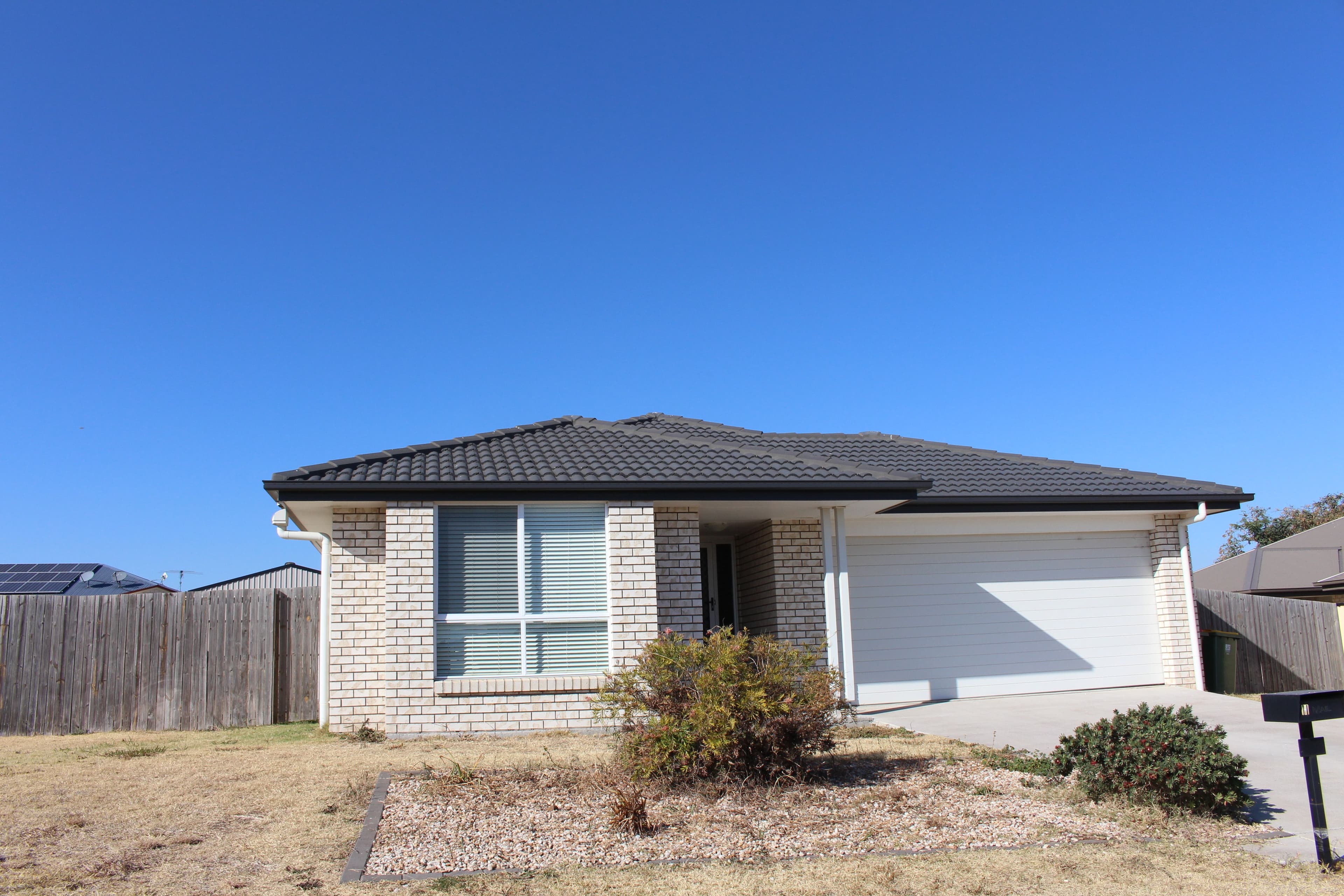 11 Colbar, Pittsworth QLD 4356, Pittsworth - Image 1