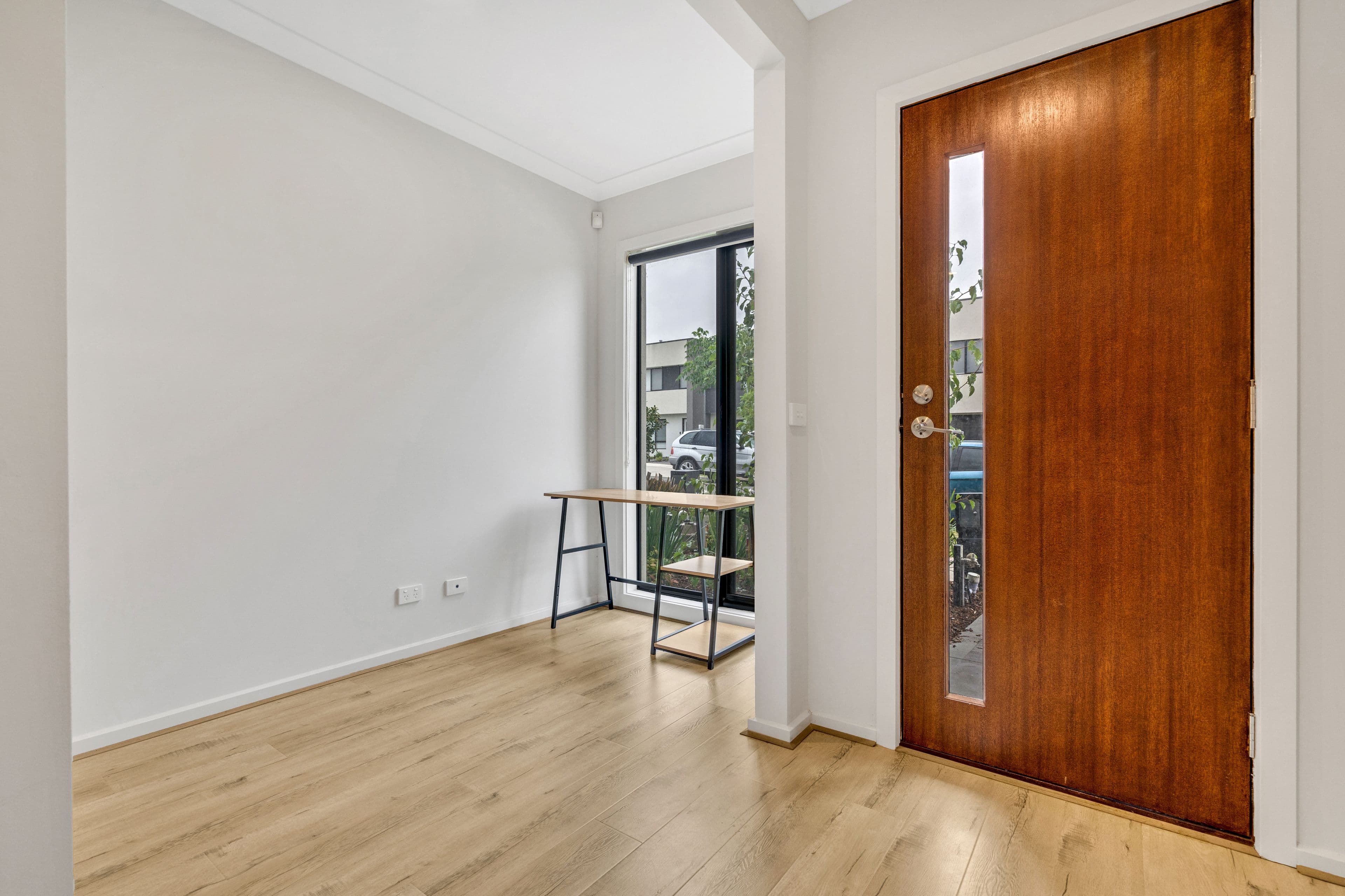 7 Hanover Way, Mickleham VIC 3064, Mickleham - Thumbnail 2