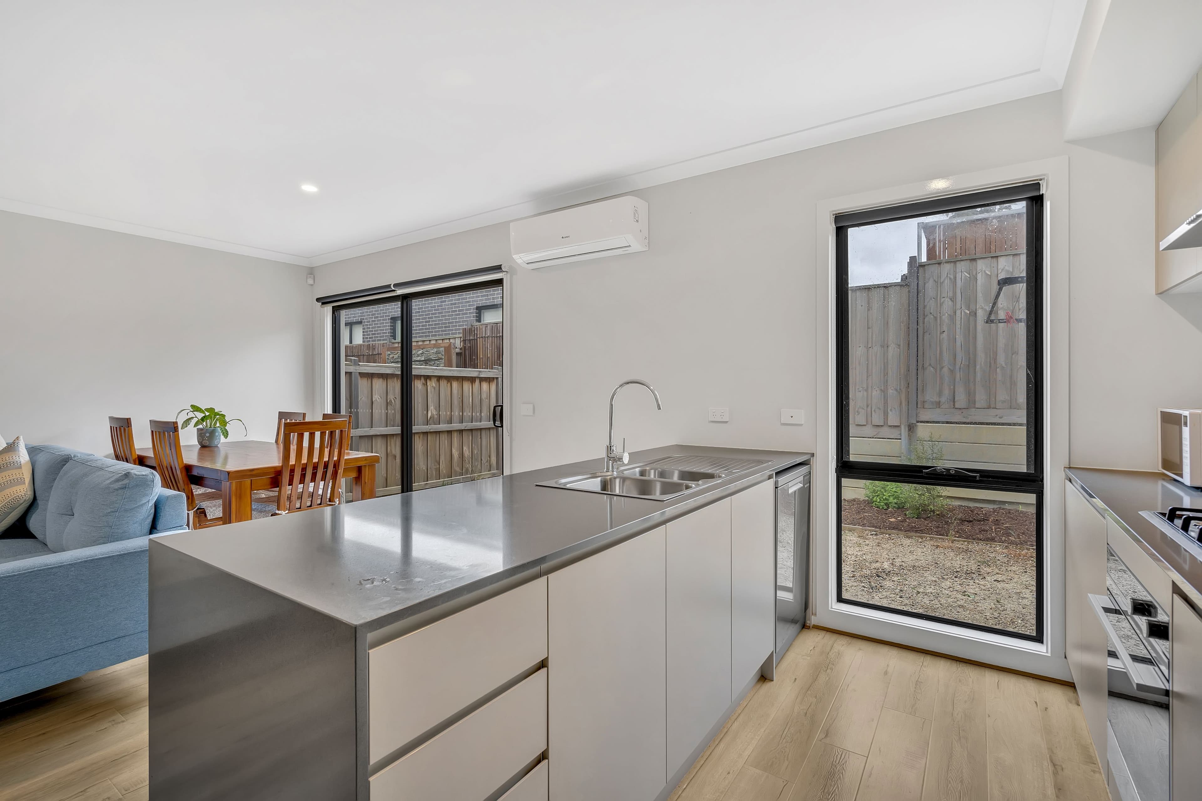 7 Hanover Way, Mickleham VIC 3064, Mickleham - Thumbnail 5