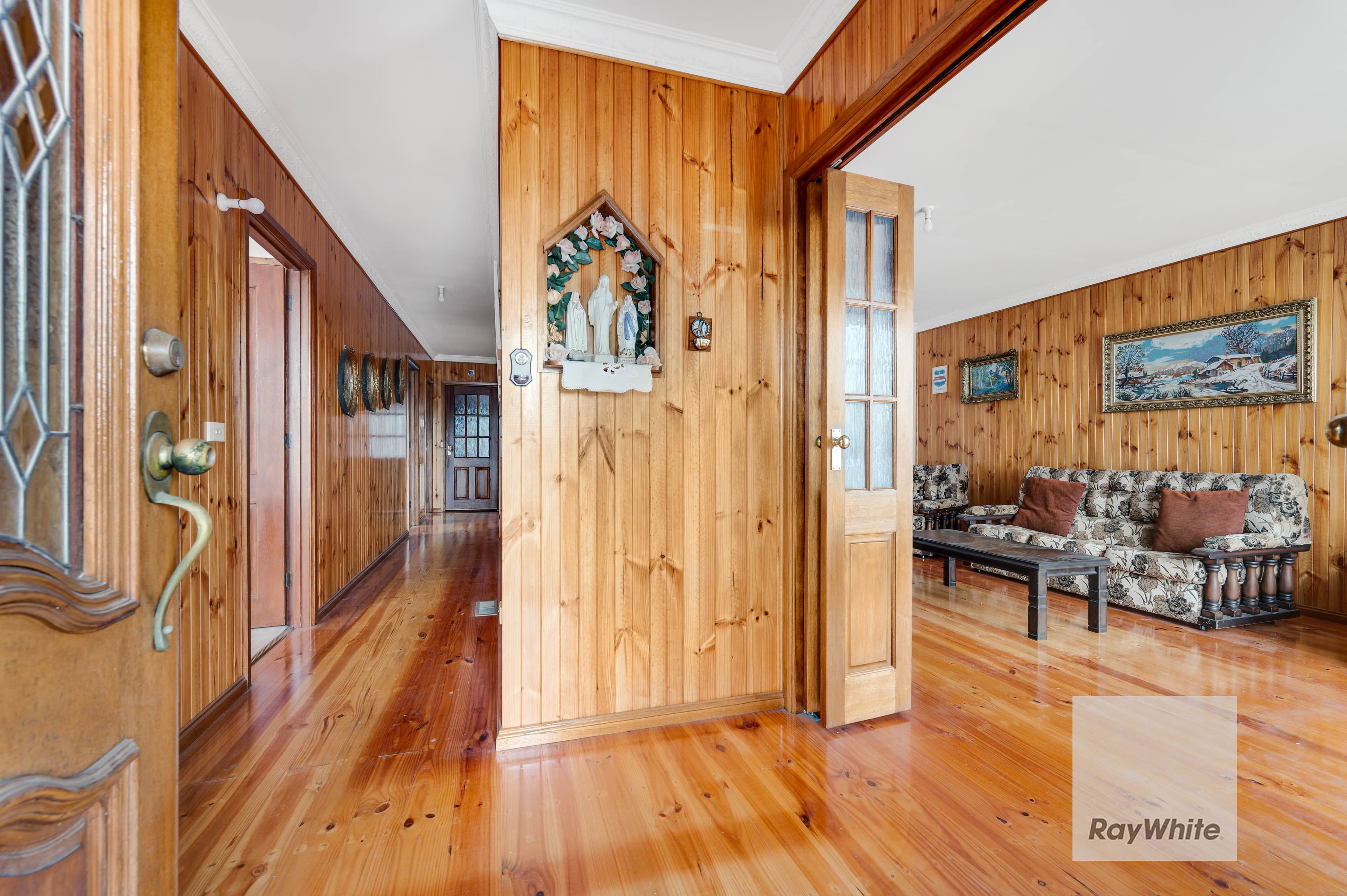 108 Lenoak Street, Gladstone Park VIC 3043, Gladstone Park - Thumbnail 2