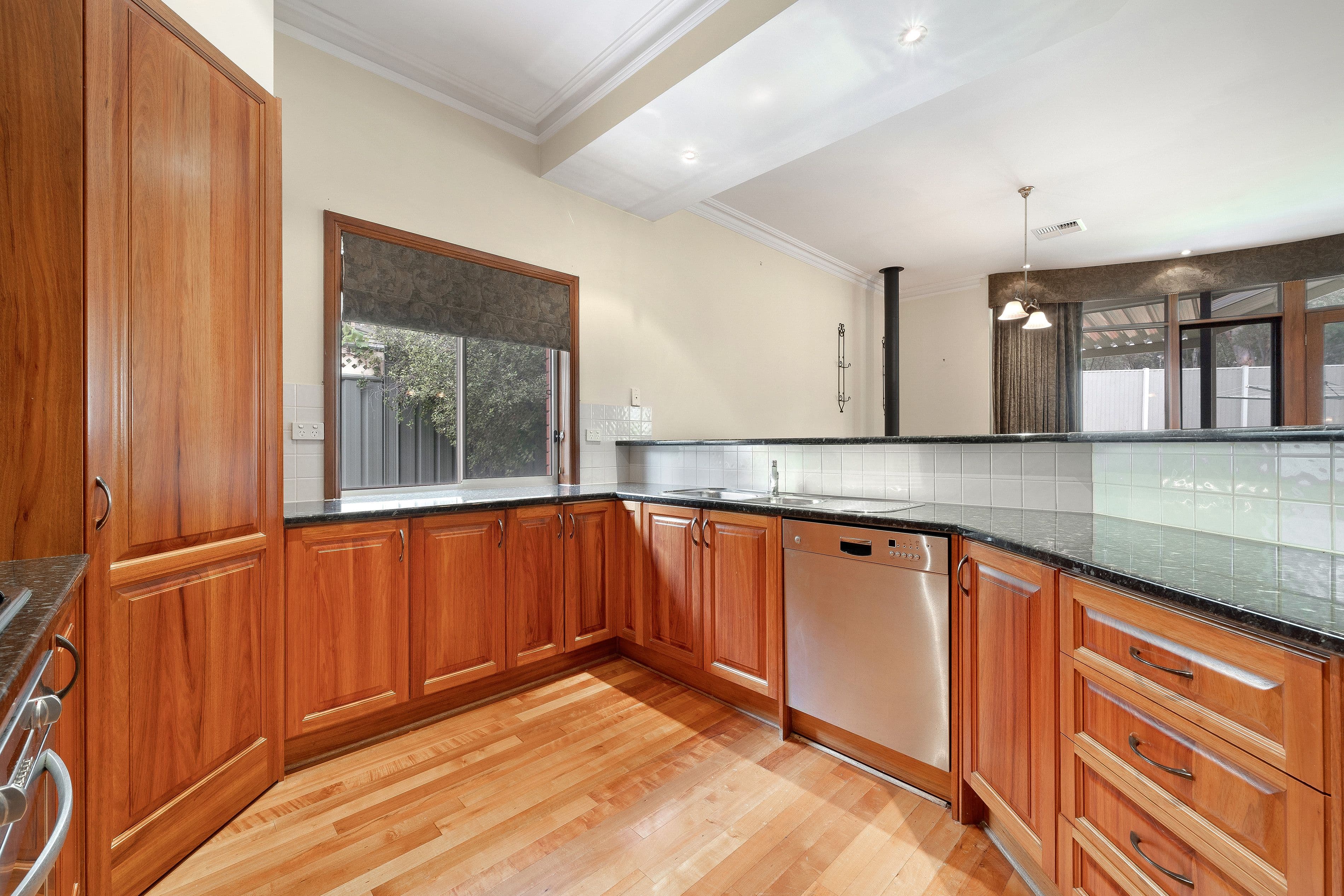 37 Avocet Drive, Mawson Lakes SA 5095, Mawson Lakes - Thumbnail 5