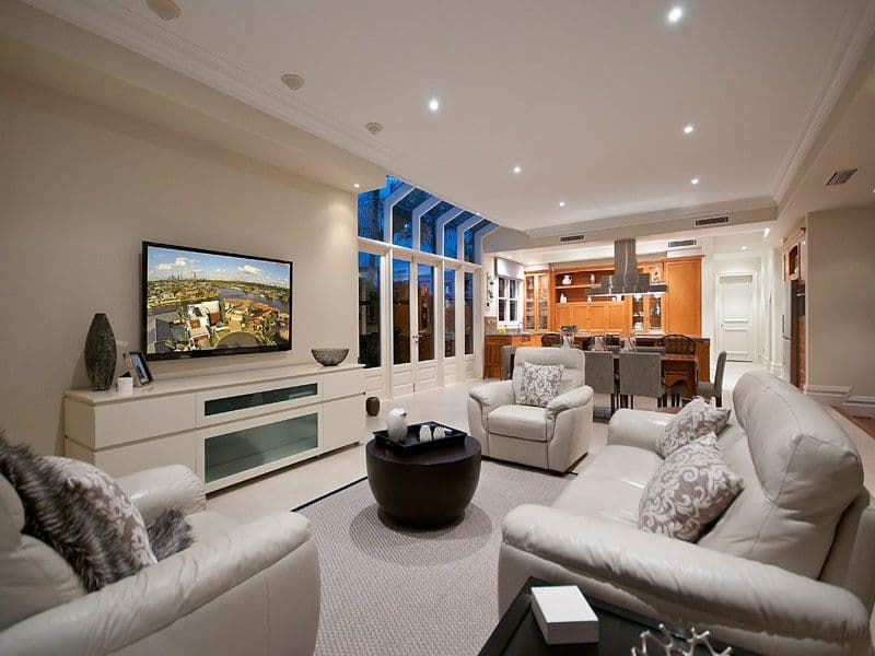 14 Kookaburra Court, SORRENTO QLD 4217, Sorrento - Thumbnail 8