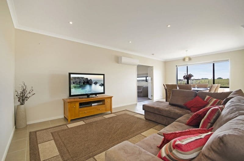 127 Gregory Drive, INVERLEIGH VIC 3321, Inverleigh - Thumbnail 2