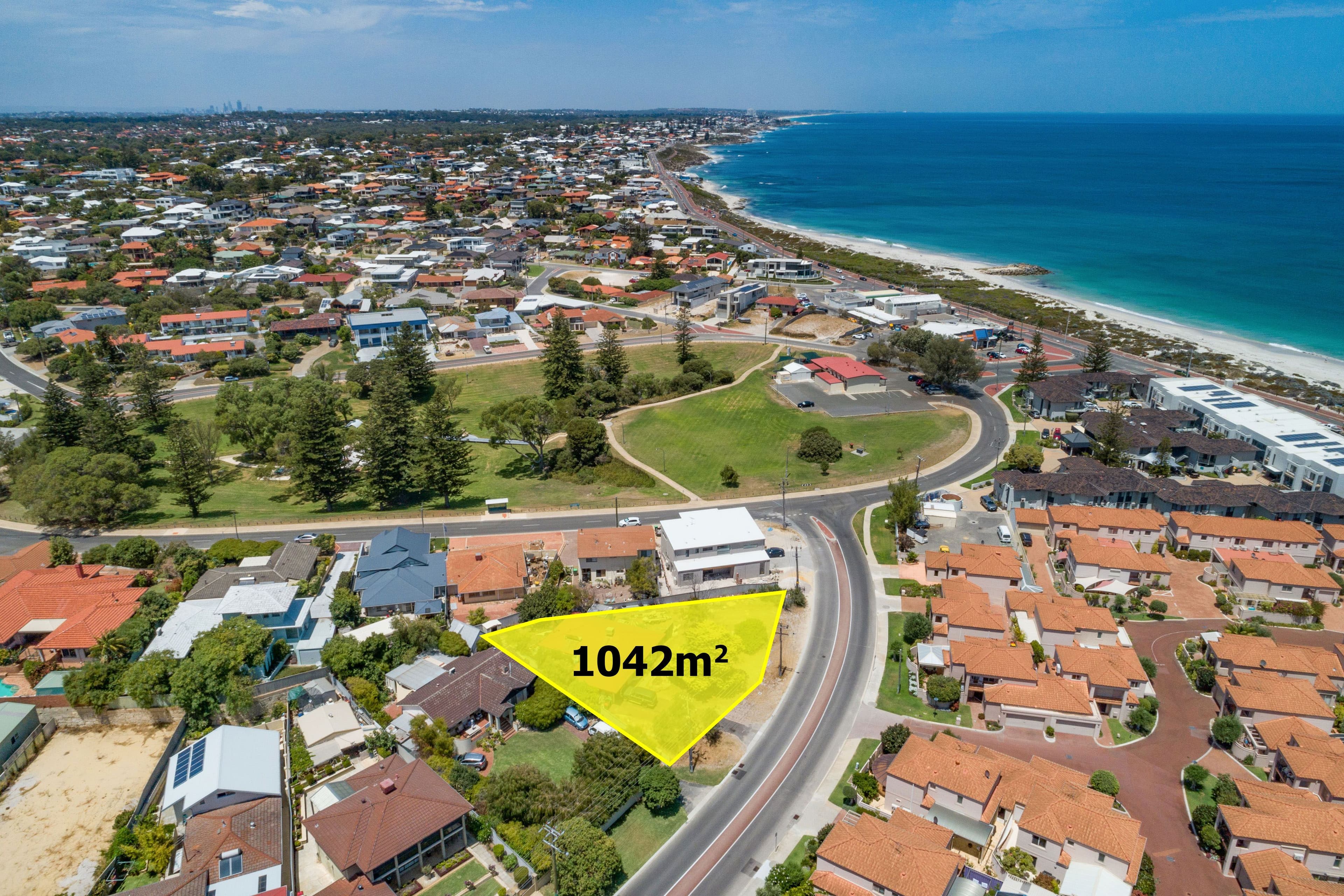 4 Hocking Parade, Sorrento WA 6020, Sorrento - Image 1