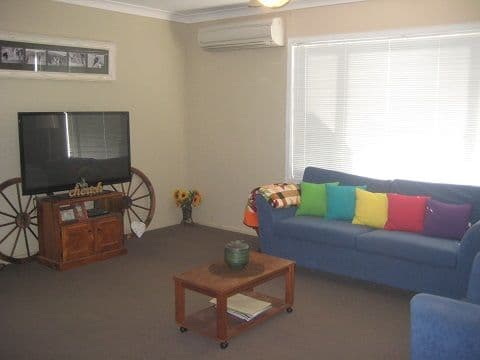 31 Wilga Street, COONAMBLE NSW 2829, Coonamble - Thumbnail 2