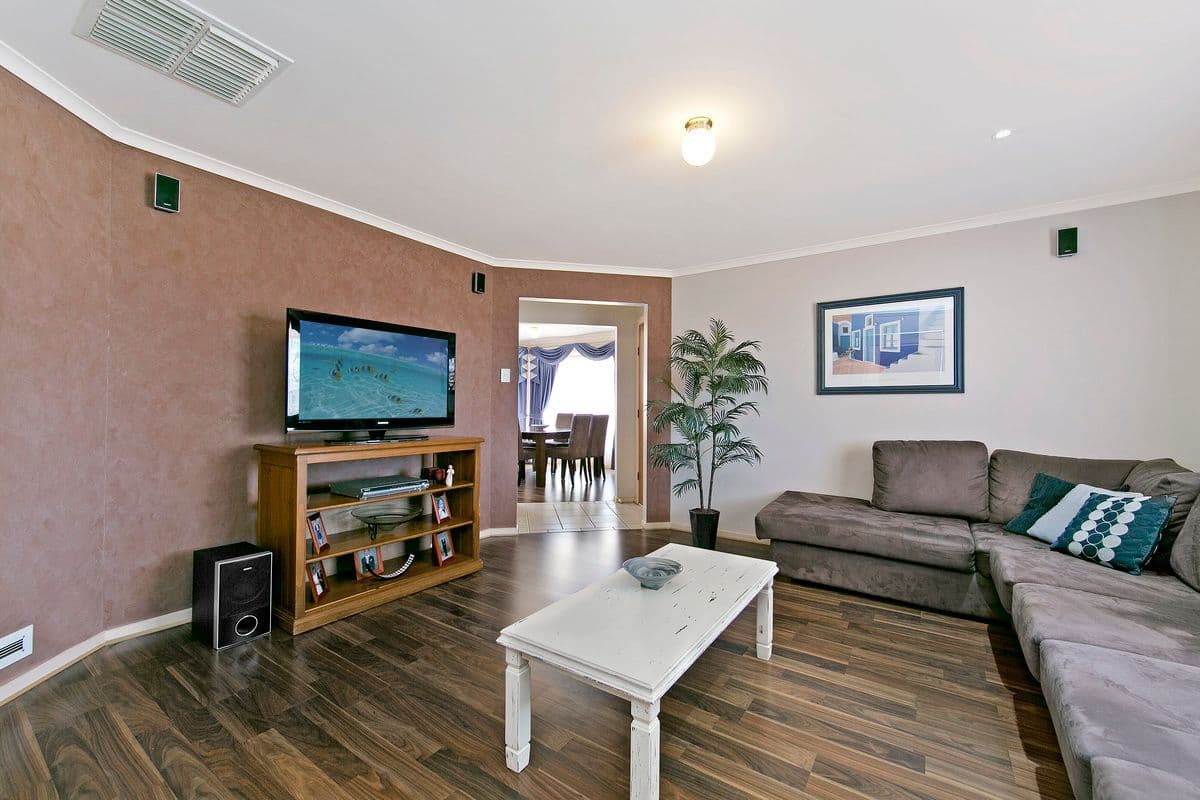4 Witt Way, Evanston Park SA 5116, Evanston Park - Thumbnail 2