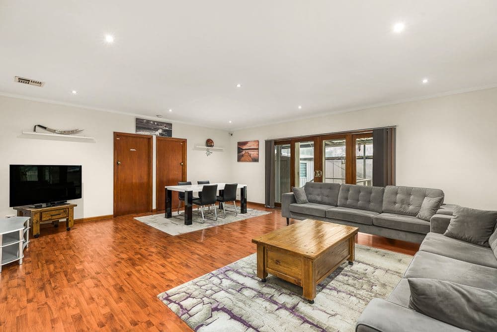 23 Hales Crescent, Jacana VIC 3047, Jacana - Thumbnail 3