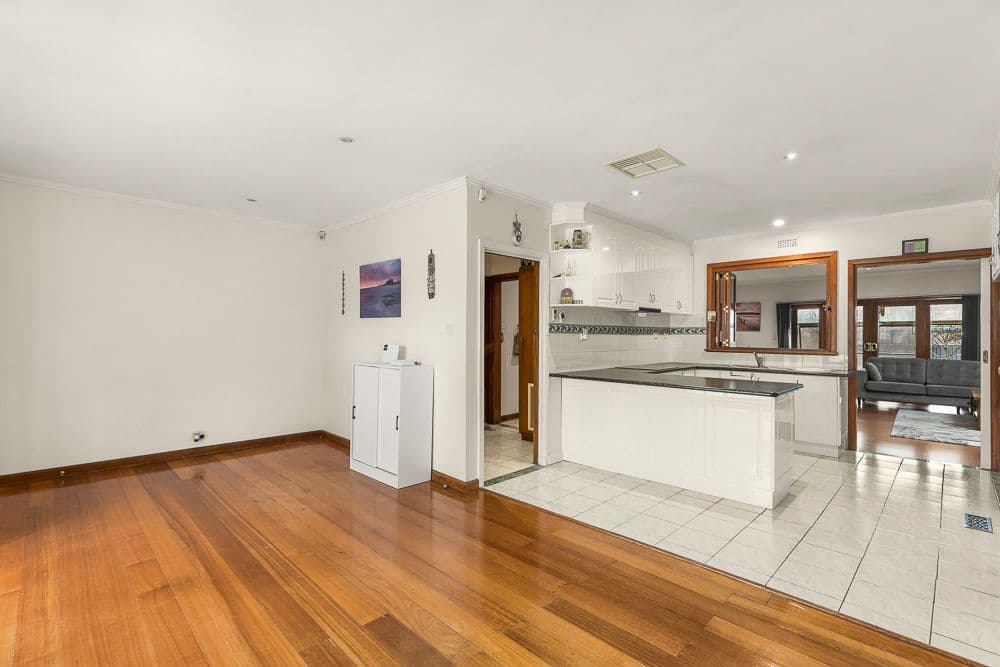 23 Hales Crescent, Jacana VIC 3047, Jacana - Thumbnail 4