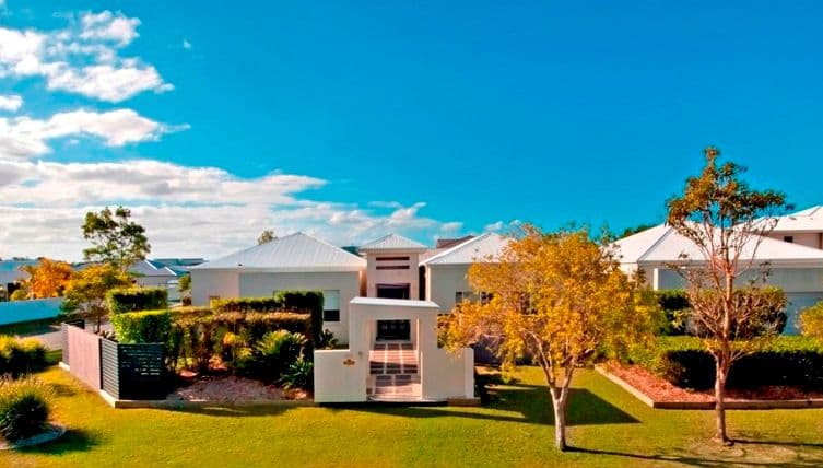 113 Mahogany Drive, PELICAN WATERS QLD 4551, Pelican Waters - Thumbnail 2