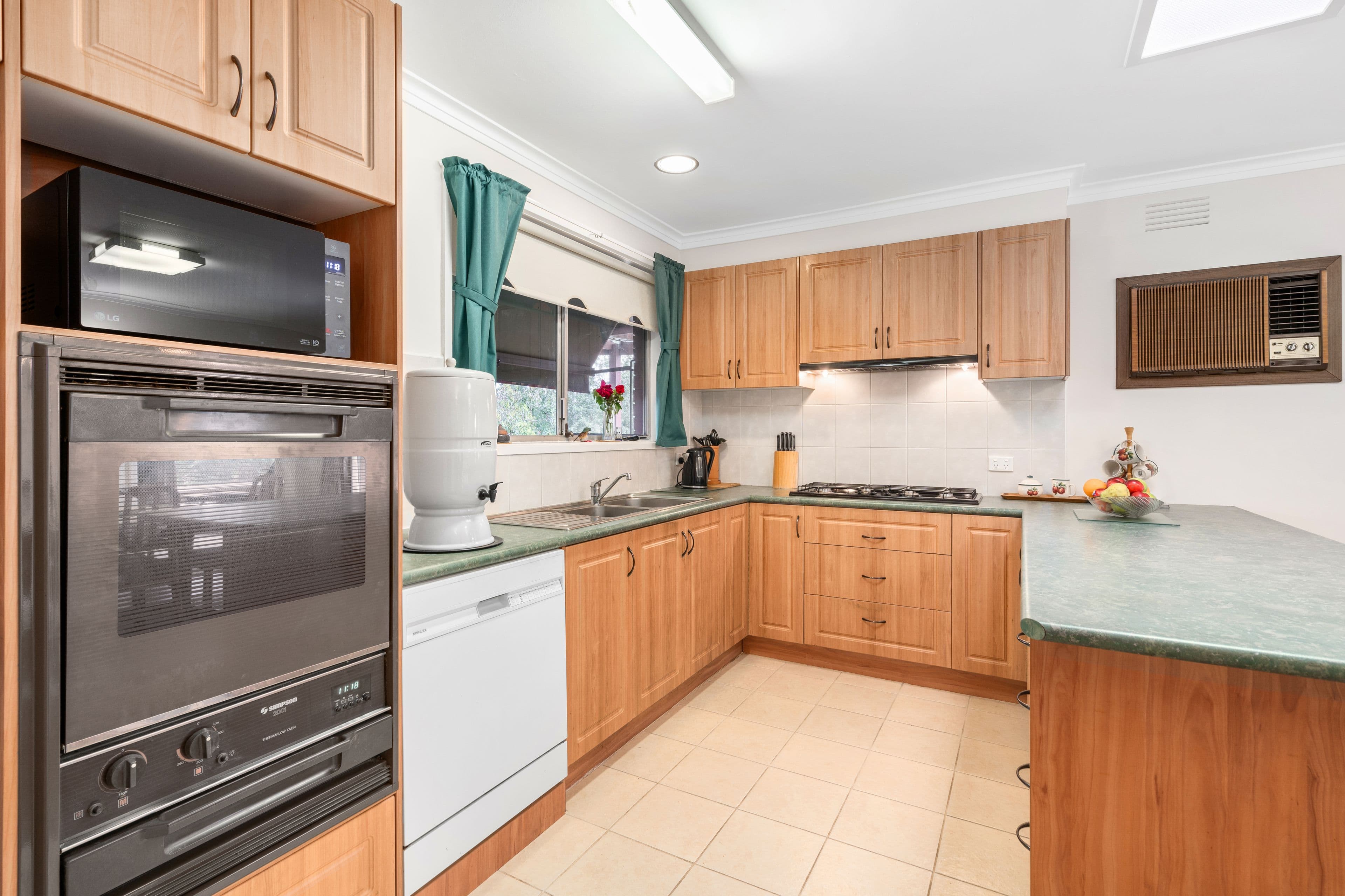 35 Macorna Street, Watsonia North VIC 3087, Watsonia North - Thumbnail 7