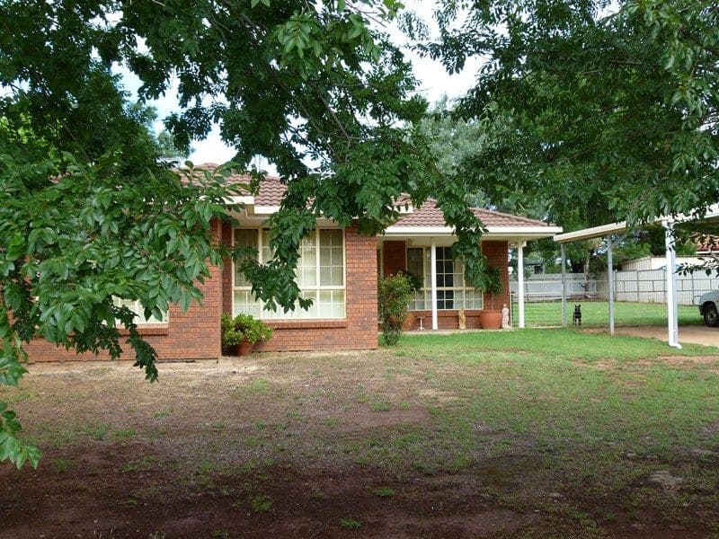 21 Thames Street, FORBES NSW 2871, Forbes - Image 1