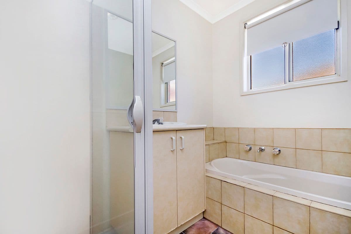 24 Caroville Drive, Warrnambool VIC 3280, Warrnambool - Thumbnail 6