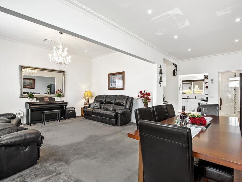 11 Moonlight Street, Stawell VIC 3380, Stawell - Thumbnail 2