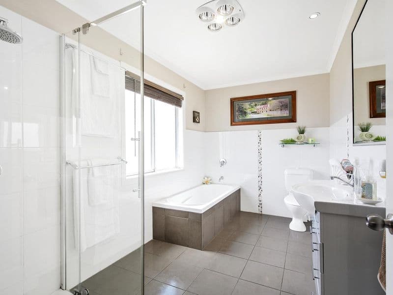 11 Moonlight Street, Stawell VIC 3380, Stawell - Thumbnail 6